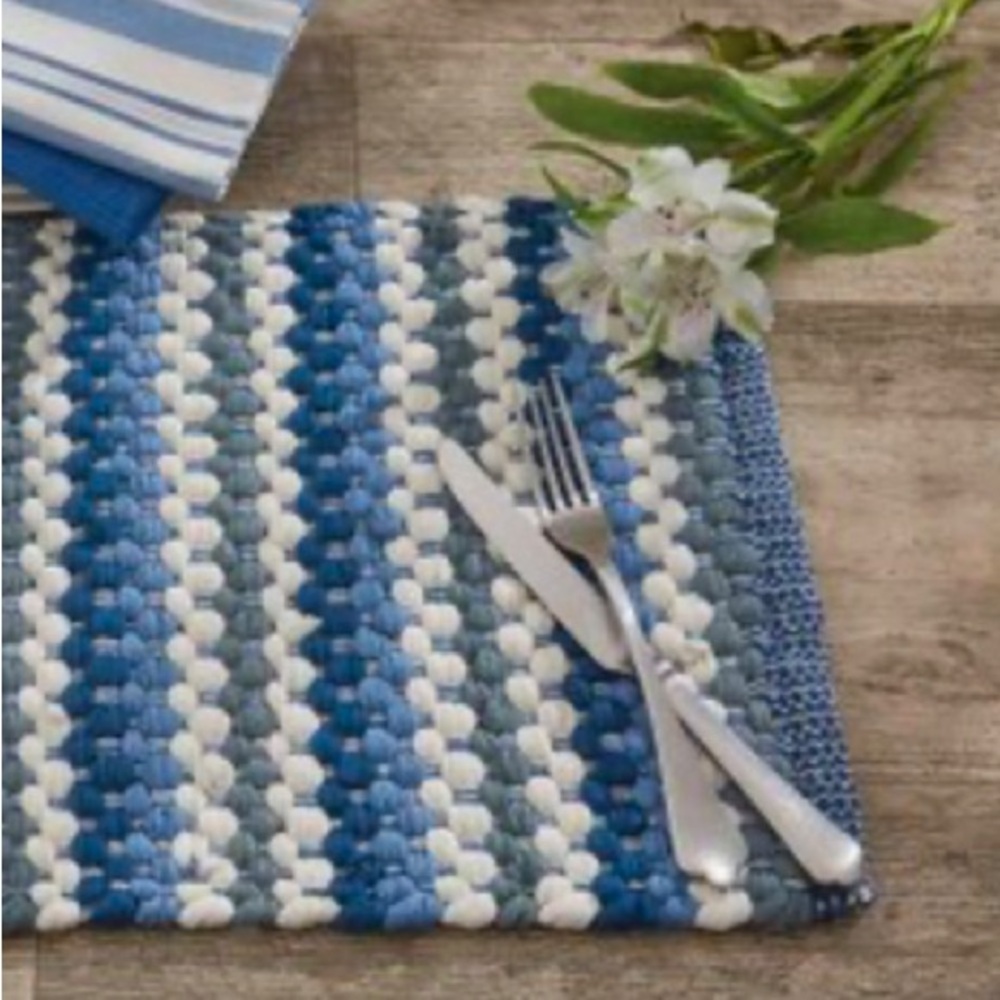 Aviary Woven Collection 13”x 54” table runner Williamsburg Collection NWT BOGO 🌻